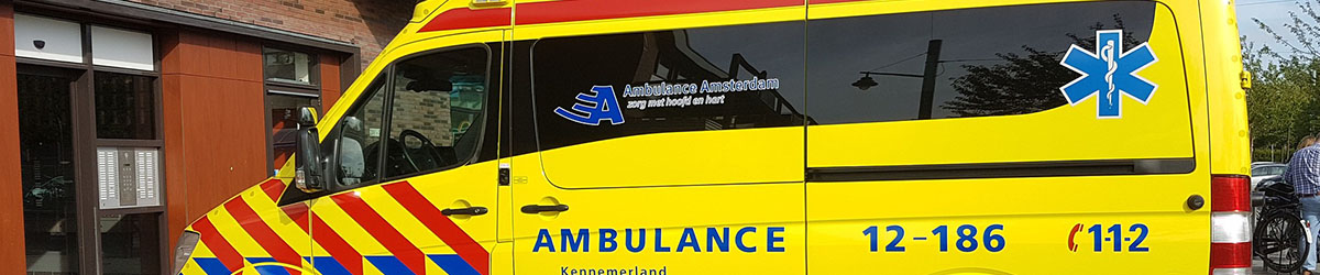 Zwanger in 2018 Check je zorgverzekering Foto ambulance Kraamzorg de Waarden kopie