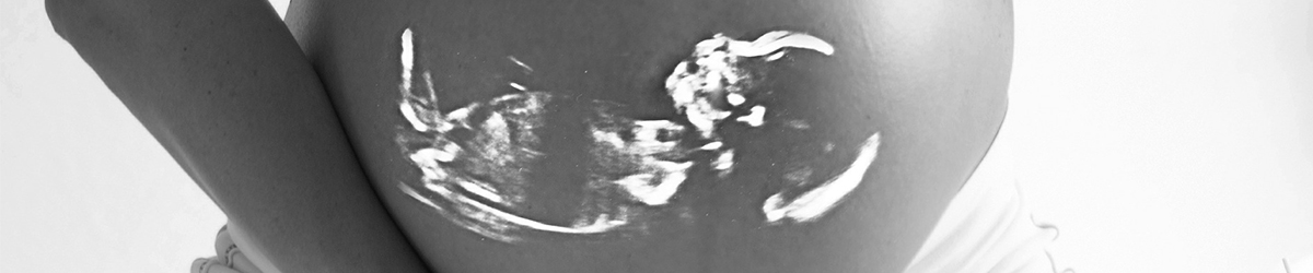 Week 21 zwanger buik smeren Kraamzorg de Waarden 