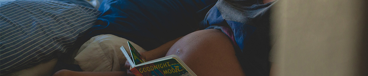 Je bent nu in 41e week van je zwangerschap zwanger wachten boek lezen Kraamzorg de Waarden 